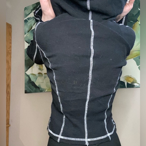 Cute vintage bebe sweater - Picture 6 of 10